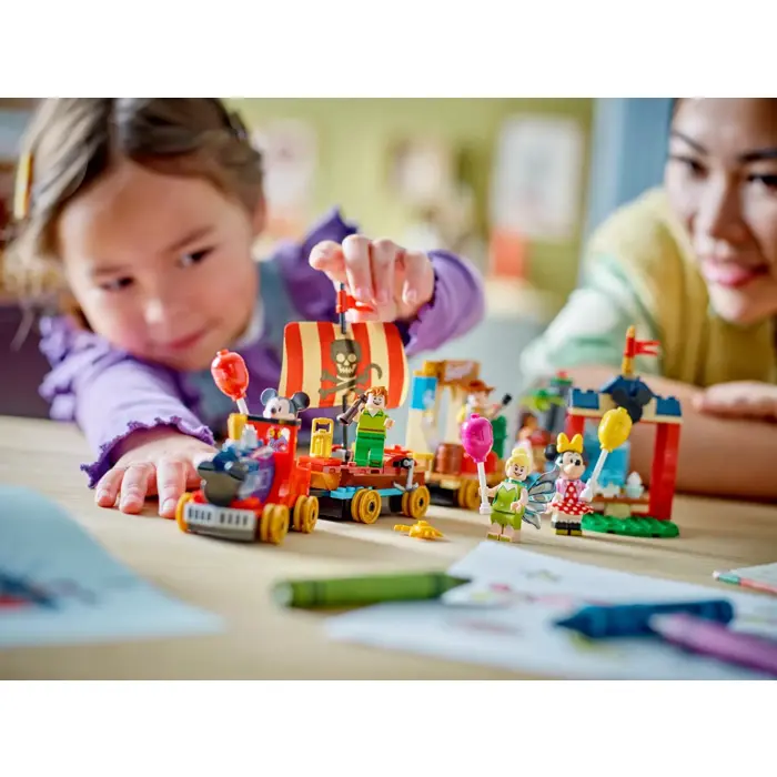 lego-disney-43212-disney-celebration-train-4440-wlononwcrb897.webp