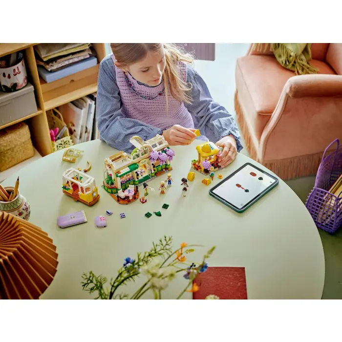 lego-friends-42671-plant-cafe-flower-shop-97885-klolegleg1814.webp