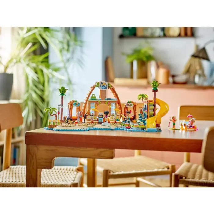 lego-friends-42673-family-vacation-beach-resort-16306-klolegleg1815.webp