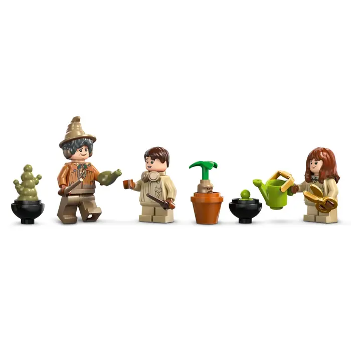 lego-harry-potter-76445-hogwarts-castle-herbology-class-40679-klolegleg1852.webp