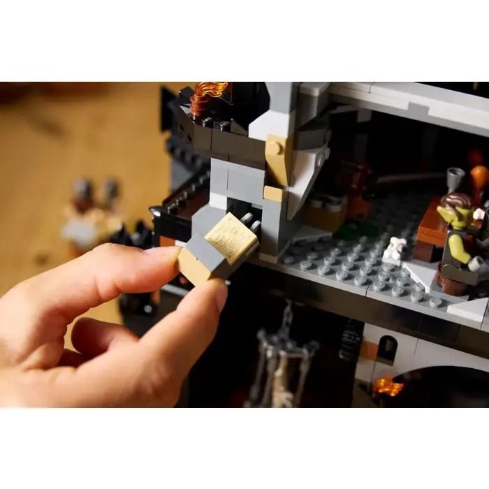 lego-icons-10333-the-lord-of-the-rings-barad-dur-45469-klolegleg1771.webp
