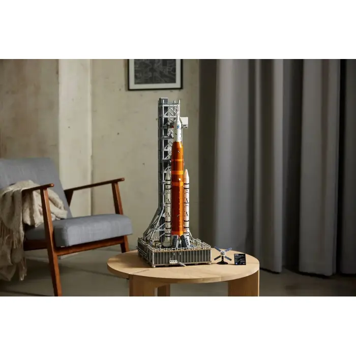 lego-icons-10341-rakieta-sls-nasa-artemis-8645-klolegleg1521.webp