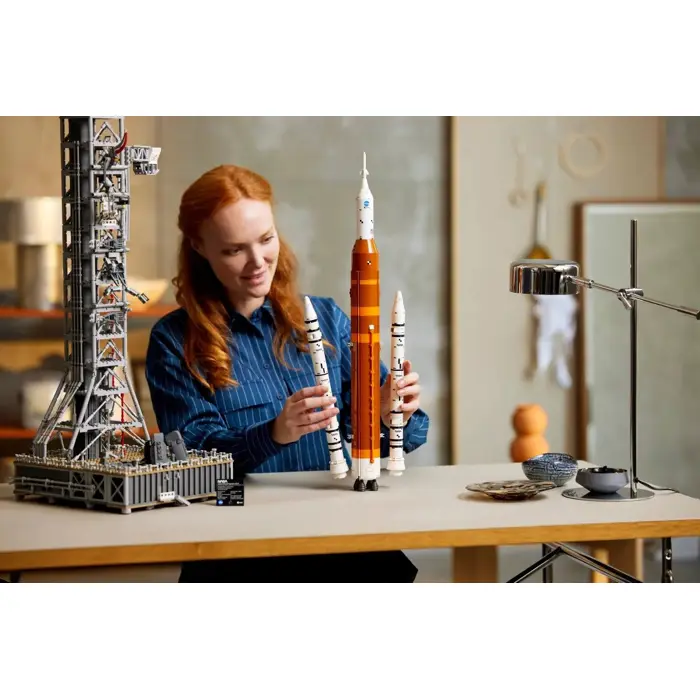 lego-icons-10341-rakieta-sls-nasa-artemis-99807-klolegleg1521.webp