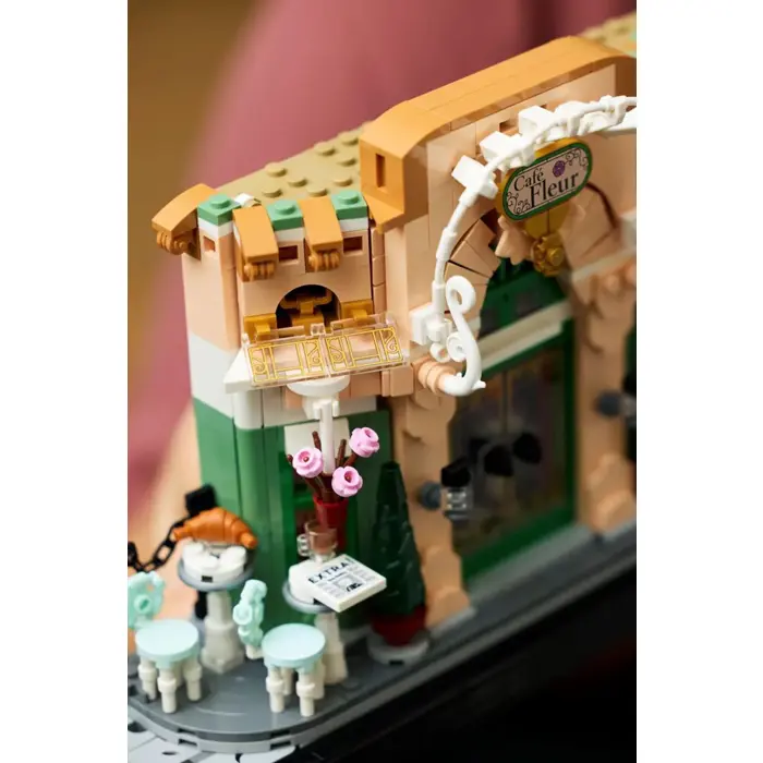 lego-icons-10362-french-cafe-47251-klolegleg1708.webp