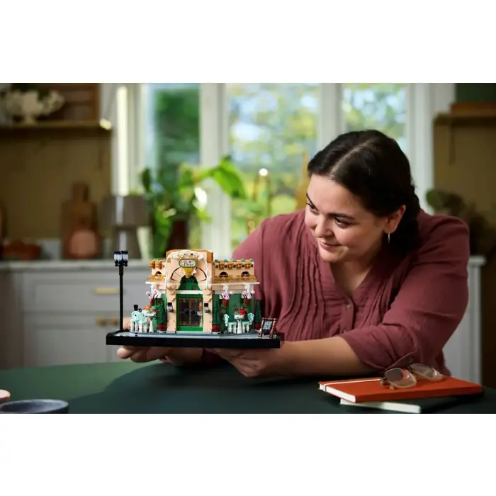 lego-icons-10362-french-cafe-47862-klolegleg1708.webp
