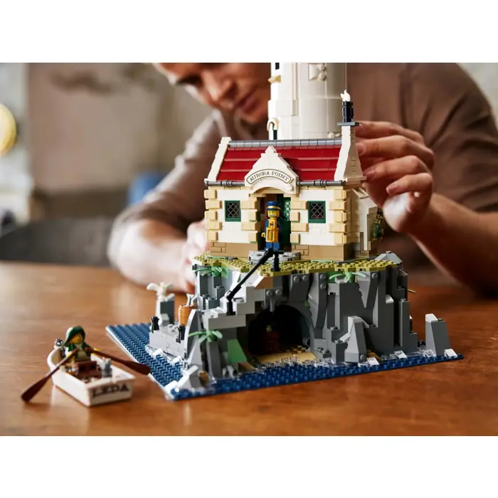 lego-ideas-21335-motorized-lighthouse-51564-klolegleg0983.webp