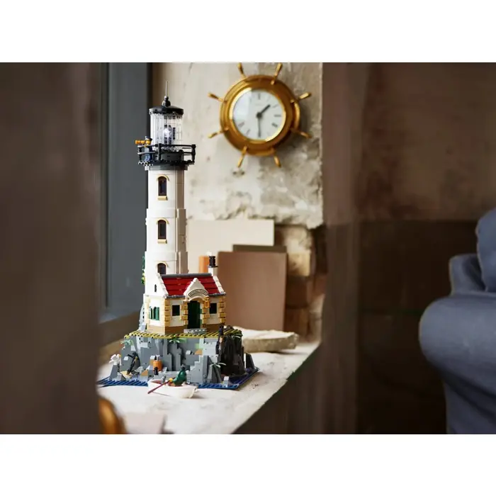 lego-ideas-21335-motorized-lighthouse-68850-klolegleg0983.webp
