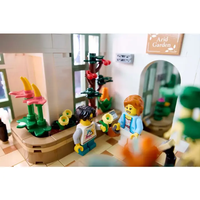lego-ideas-21353-botanical-garden-20242-klolegleg1768.webp
