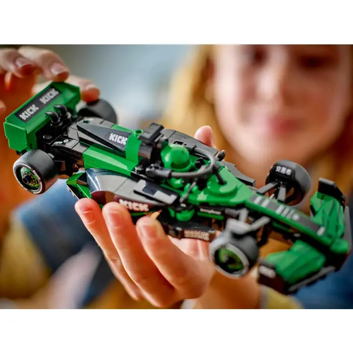 lego-speed-champions-77247-kick-sauber-f1-team-c44-45457-klolegleg1938.webp