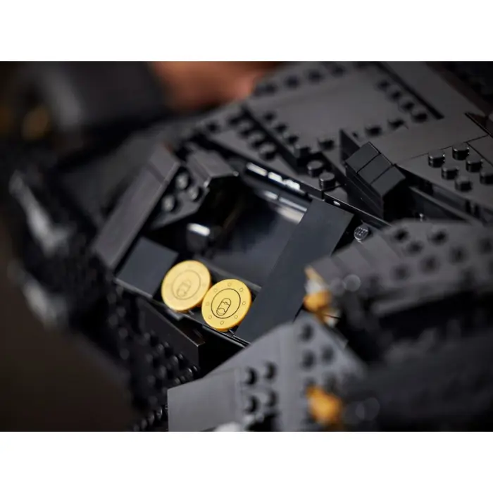 lego-super-heroes-76240-batmobile-tumbler-78676-klolegleg0276.webp