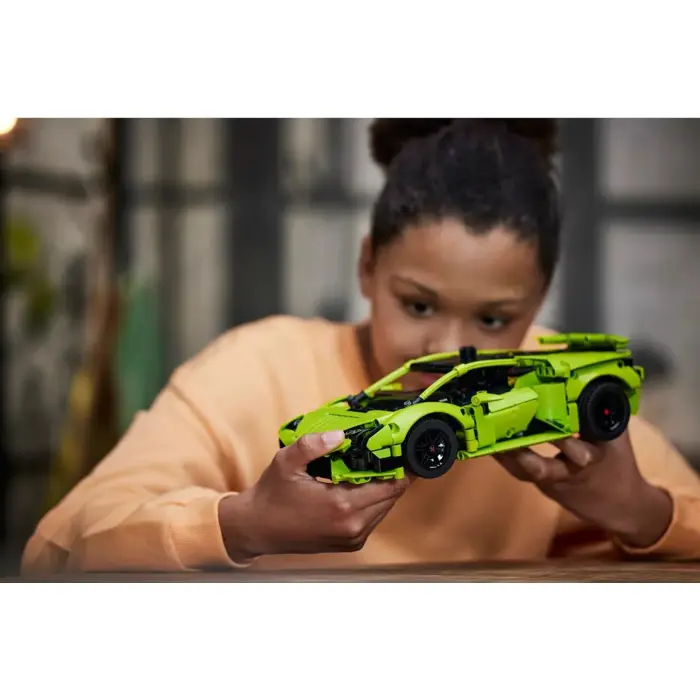 lego-technic-42161-lamborghini-huracan-tecnica-35223-klolegleg0880.webp