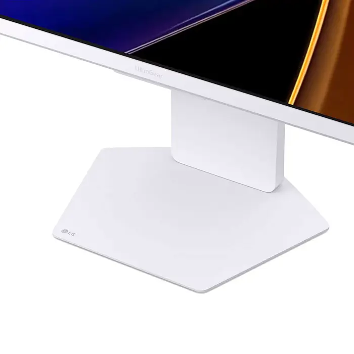 lg-ultragear-g8s-32g810sa-w-315-zoll-gaming-monitor-144hz-ip-43829-tflg-178-ck.webp
