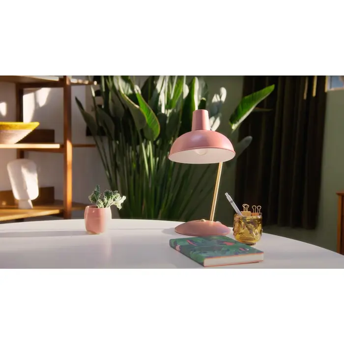 logitech-lift-vertical-ergonomic-mouse-2166-wlononwcrcmr8.webp