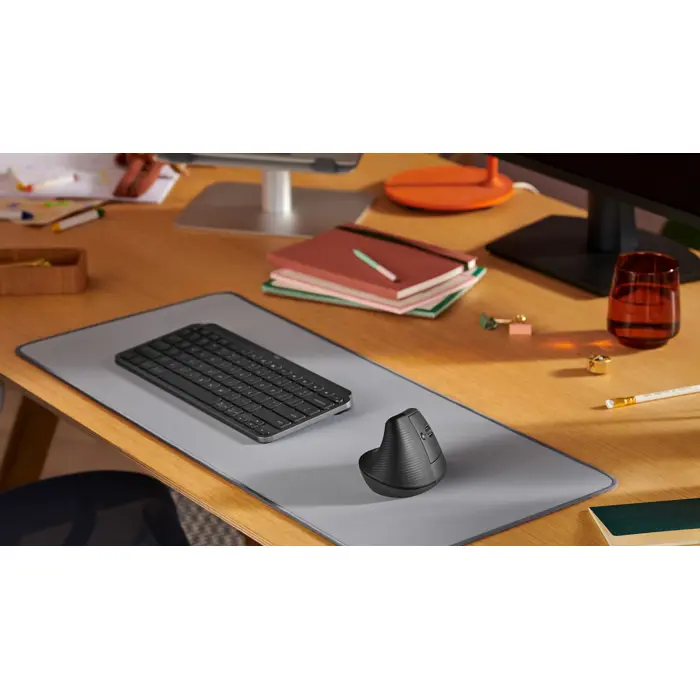 logitech-lift-vertical-ergonomic-mouse-76366-perlogmys0507.webp