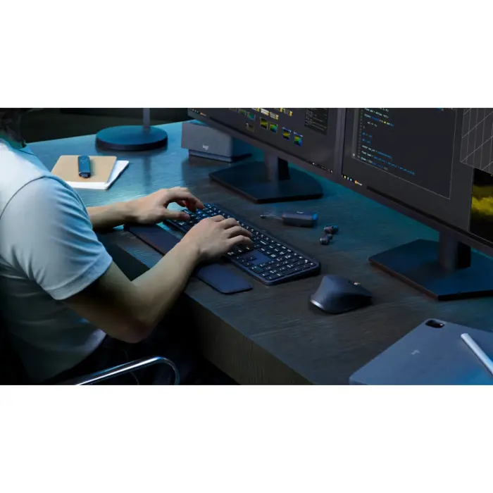 logitech-mx-keys-s-bezicna-bluetooth-tipkovnica-siva-920-011-8869-64016.webp