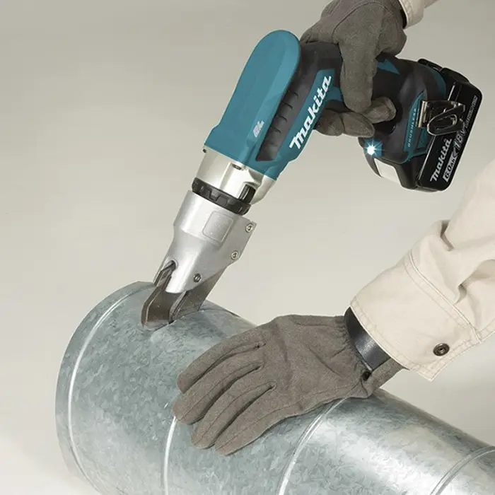makita-18v-sheet-metal-shears-model-djs131z-88322-wlononwcrjaie.webp