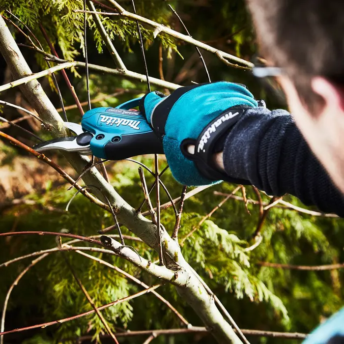 makita-pruning-shears-2x18v-dup362z-39255-wlononwcrefn2.webp