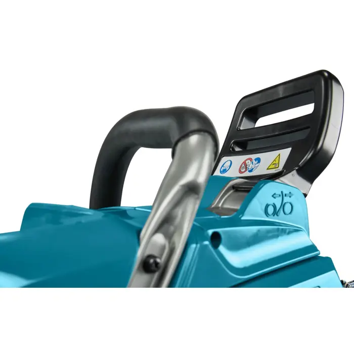 makita-uc011gz-chainsaw-black-blue-89926-wlononwcrfr18.webp
