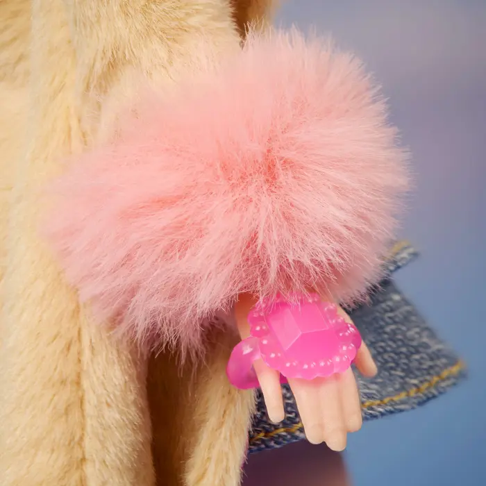 mattel-barbie-signature-my-scene-chelsea-collector-doll-in-m-25302-hyc19-w.webp