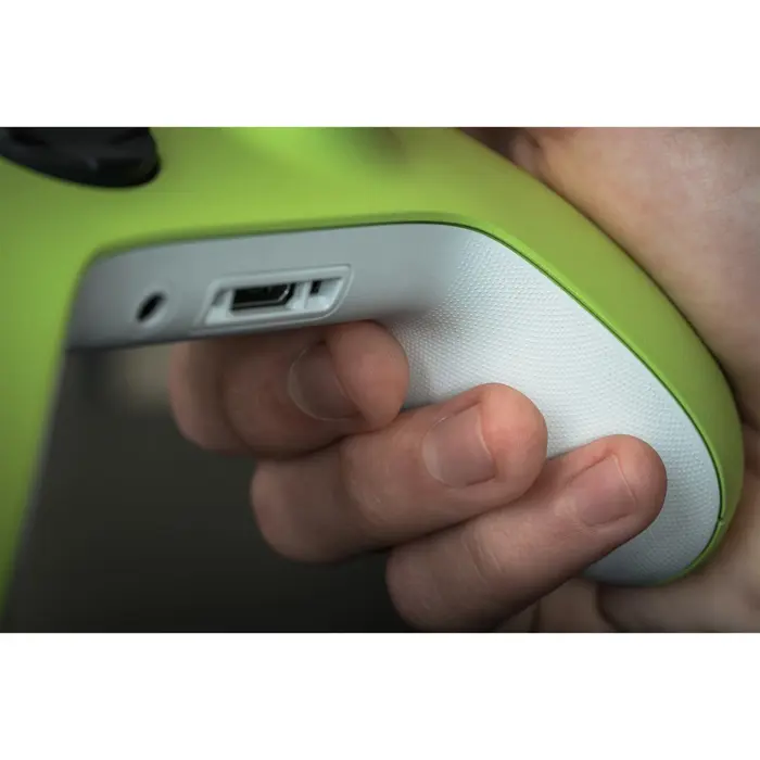 microsoft-xbox-wireless-controller-green-mint-colour-bluetoo-66682-kslmi1kon0036.webp