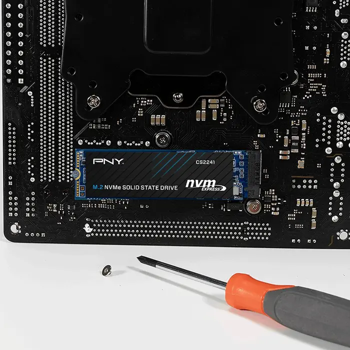 pny-cs2241-1tb-m2-nvme-pci-express-40-3d-nand-90978-wlononwcrwksj.webp