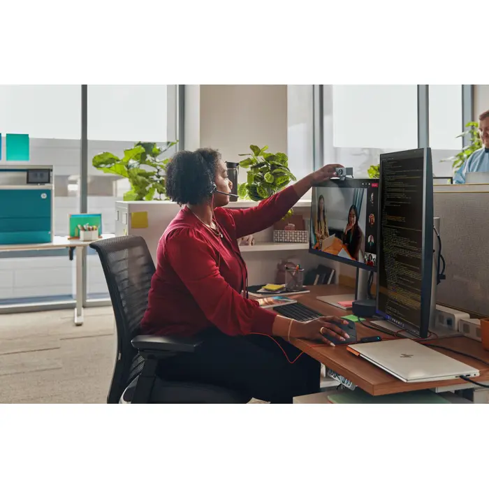 poly-blackwire-3320-stereo-microsoft-teams-certified-usb-c-h-35612-wlononwcrcm27.webp