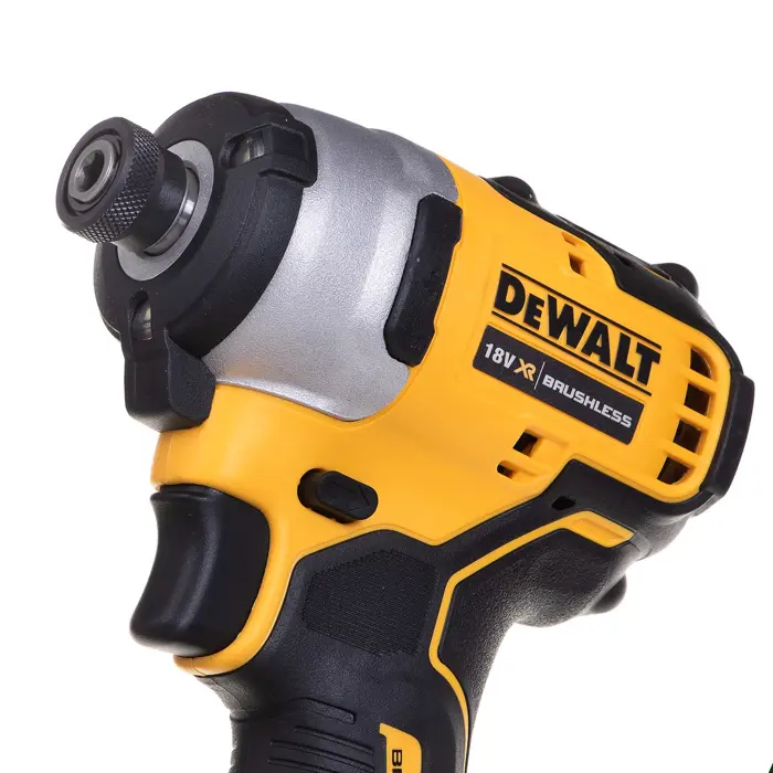 power-tool-combo-kit-dewalt-dck2062m2t-dcd709dcf809-18v-2x40-3269-nakdewzes0026.webp
