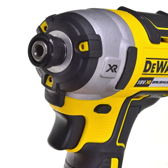power-tool-combo-kit-dewalt-dck305p3t-dcf887dch273dcg405-55616-nakdewwwk0059.webp