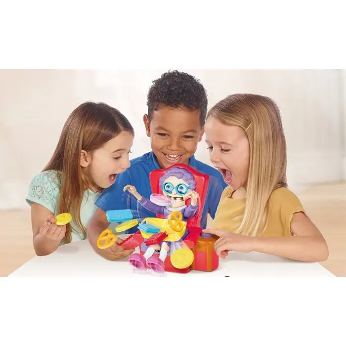 promo-tomy-greedy-grannys-sweet-tooth-game-t72465-22592-wlononwcrbk55.webp