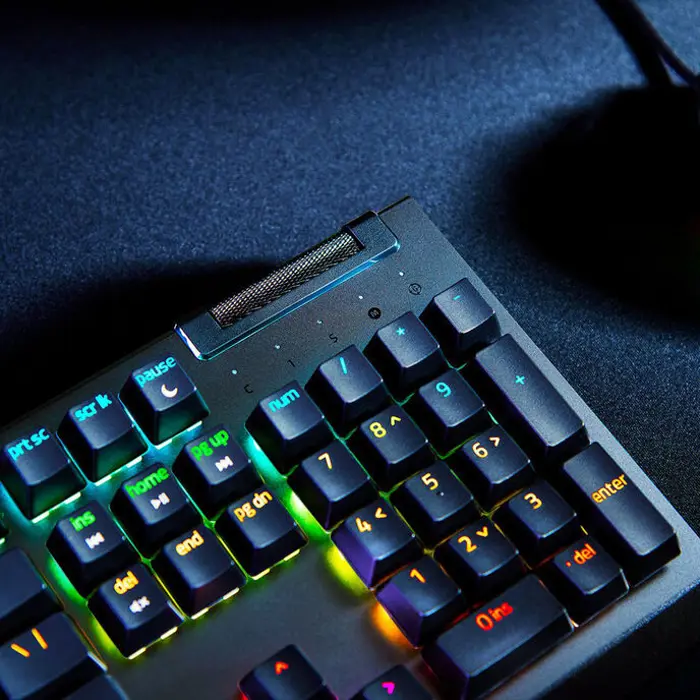 razer-blackwidow-v4-x-gaming-tastatur-full-size-rgb-green-sw-57187-gata-2842-ck.webp