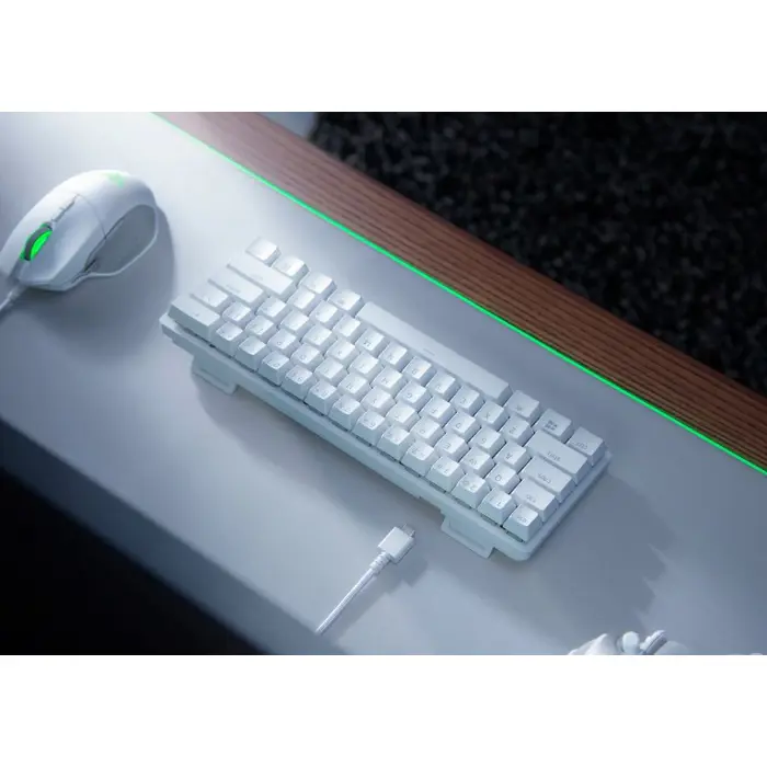razer-huntsman-mini-gaming-keyboard-rgb-led-light-us-wired-88796-wlononwcr4529.webp