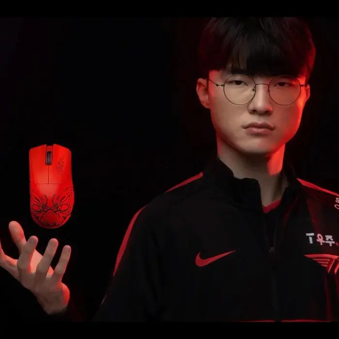 razer-viper-v3-pro-faker-edition-wireless-gaming-maus-rot-rz-30650-gamo-1311-ck.webp