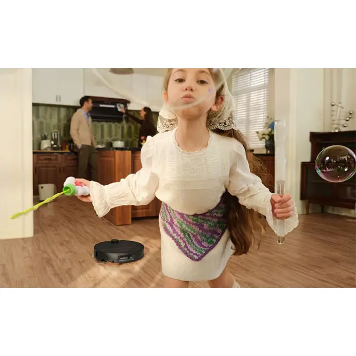 roborock-saros-10-027-l-bagless-black-66879-agdrrcros0041.webp