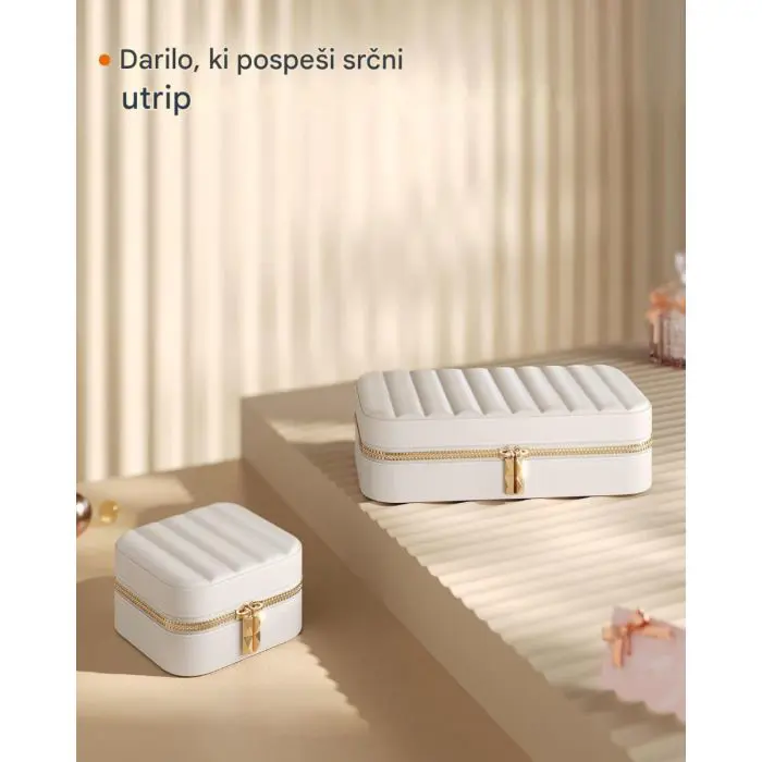 songmics-home-anah-collection-potovalna-skatlica-za-nakit-40405-e0017921.webp