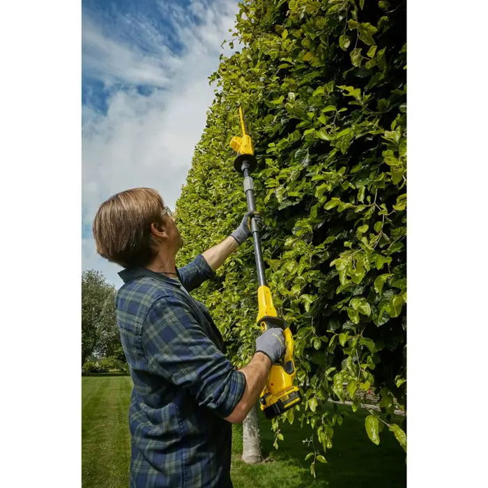st-hedge-trimmer-v20-45cm-1x40ah-sfmcph845m1-81035-wlononwcrchpy.webp