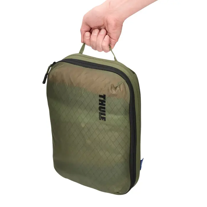thule-compression-packing-cube-medium-soft-green-66515-wlononwcrebag.webp