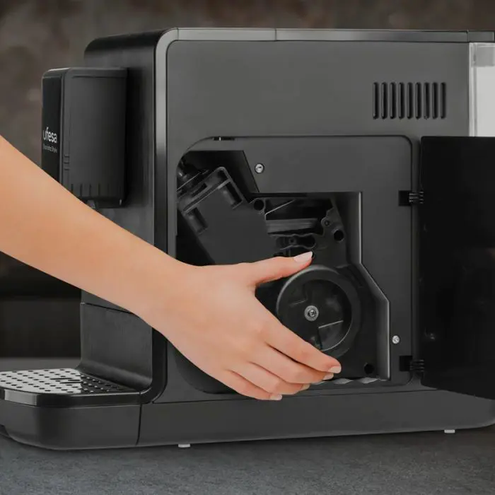 ufesa-automatic-coffee-machine-ce-sensazione-cmab200101-gc-9658-e0013333.webp