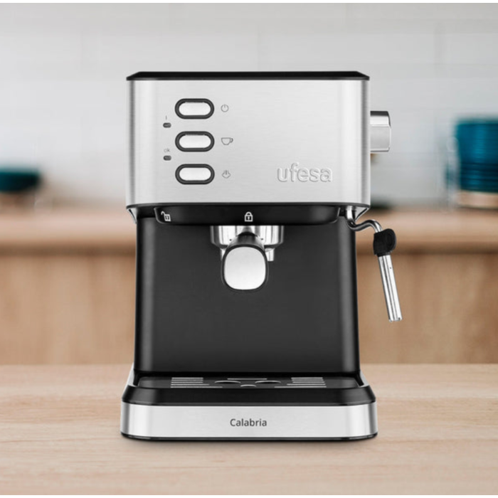 ufesa-espresso-coffee-machine-calabria-71705903-1050w-85332-e0013332.webp