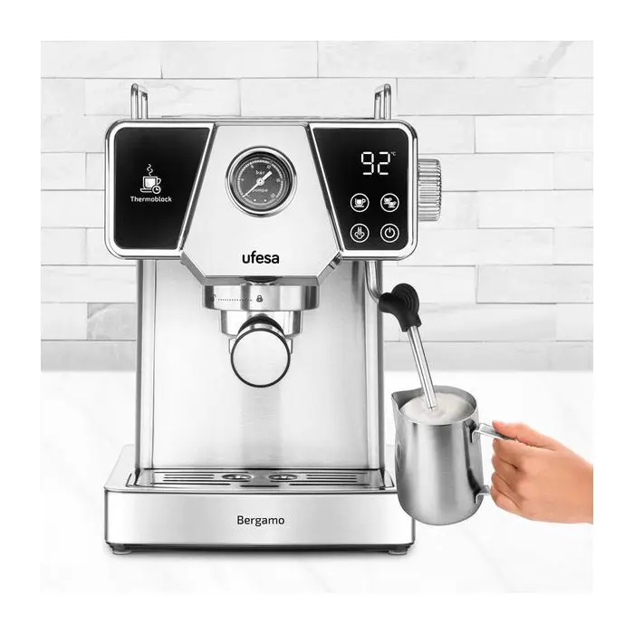 ufesa-ufesa-bergamo-espresso-aparat-za-mleti-kavni-prah-20-b-67013-e0017972.webp