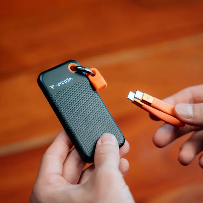 verbatim-pocket-1tb-ssd-vanjski-disk-usb-32-gen2-blackorange-38739-v032193.webp