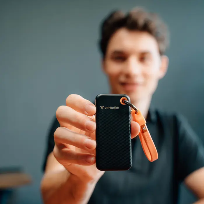 verbatim-pocket-1tb-ssd-vanjski-disk-usb-32-gen2-blackorange-41489-v032193.webp