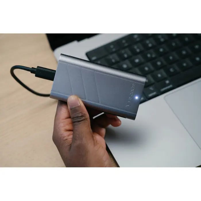 verbatim-turbometal-4tb-ssd-usb4-r3700w3600-mbs-68421-v032023.webp