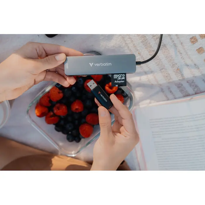 Verbatim V200 Metal 128GB USB 3.2 Aluminium, R/W: 200/80 MB/s