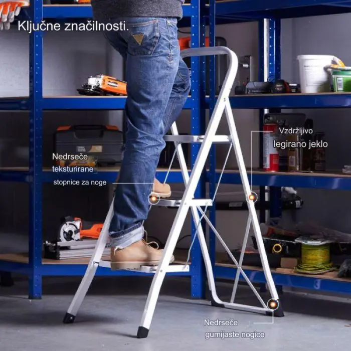 vonhaus-3-shelf-steel-ladder-16552-e0014526.webp