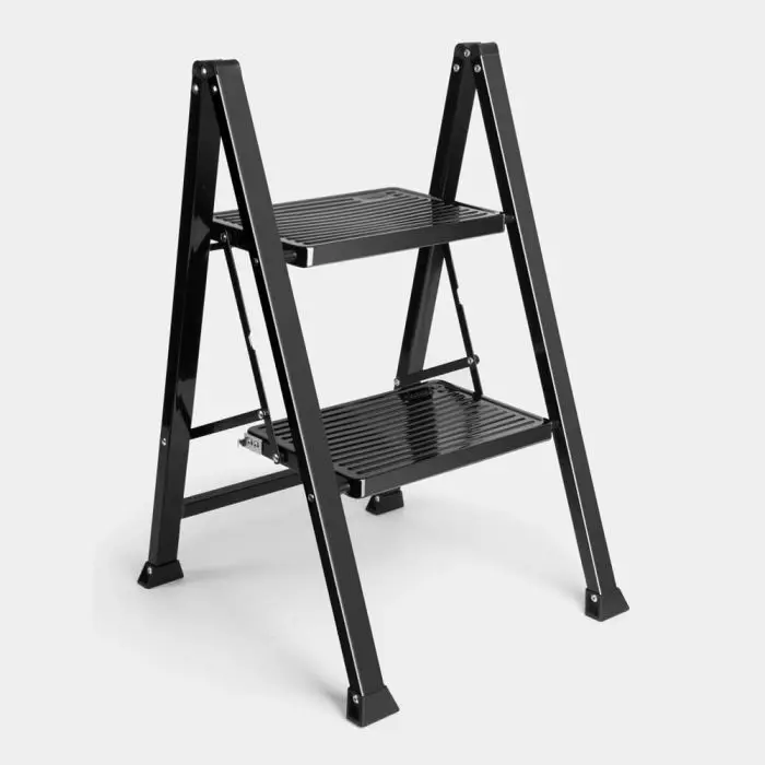 vonhaus-black-metal-two-step-step-ladder-63287-e0019232.webp