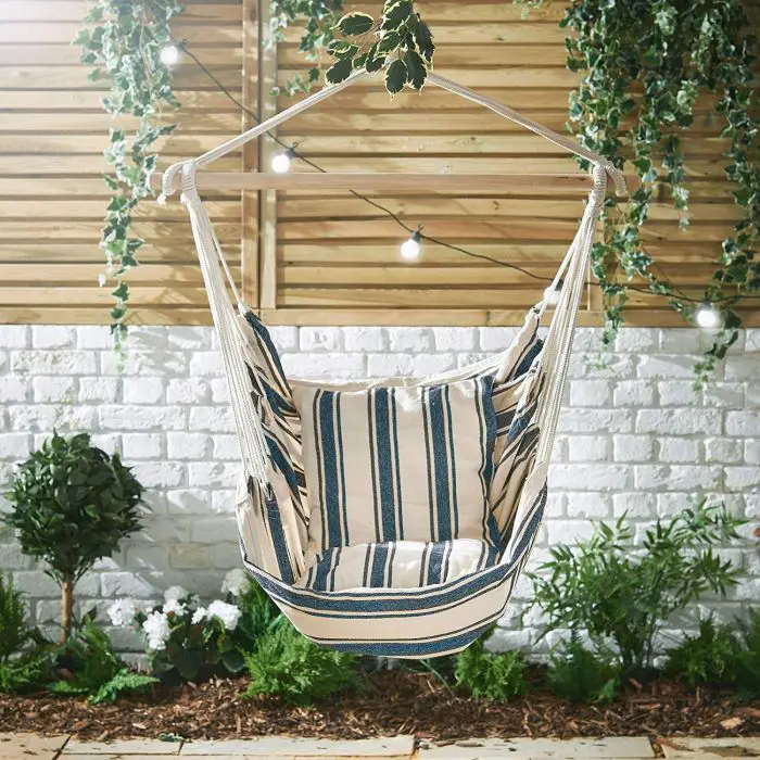 vonhaus-striped-hanging-garden-chair-31512-e0014275.webp