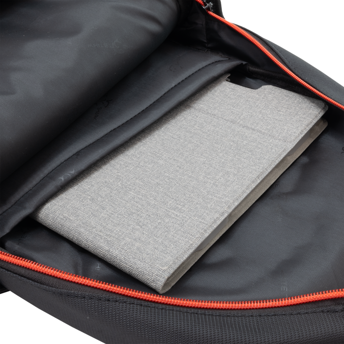 white-shark-notebook-ruksak-16-gbp-011-explorer-crni-21154-1513129.webp