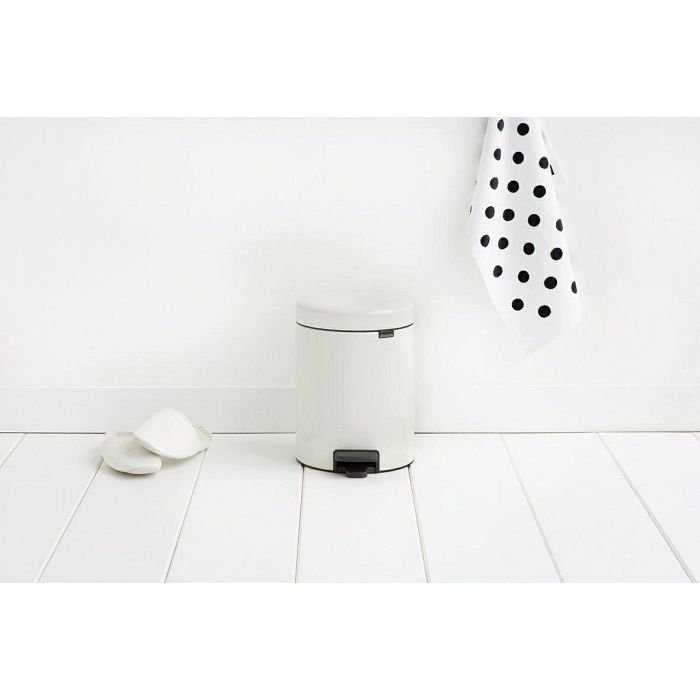 Brabantia waste bin 5L white