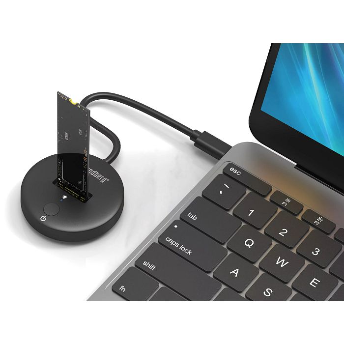 Sandberg USB 3.2 docking station for M.2 NVMe SSD.