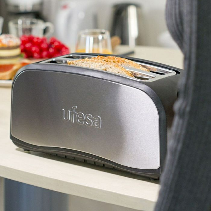 Ufesa toaster with 2 slots TT7975, 1400 W